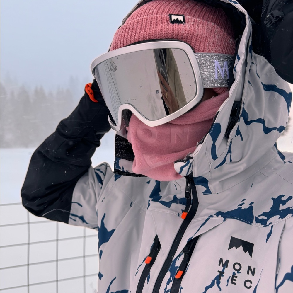 Moncler Ski Goggles. Brand new used for one picture.